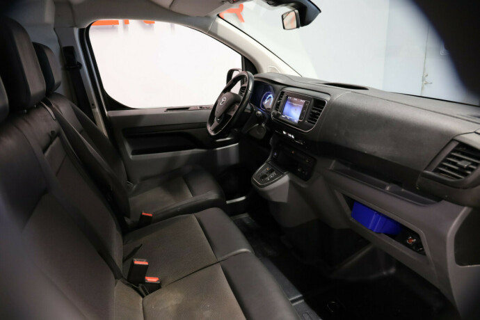 toyota-proace-elektrisitet-2021-big-6