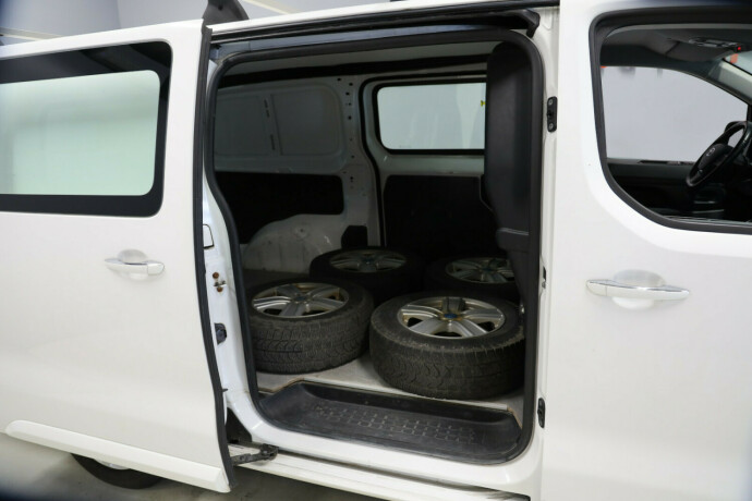 toyota-proace-elektrisitet-2021-big-8