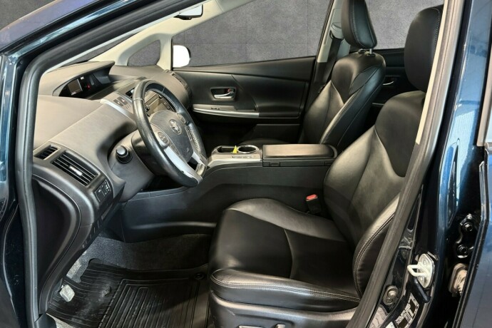 toyota-prius-elektrisitetbensin-2016-big-8