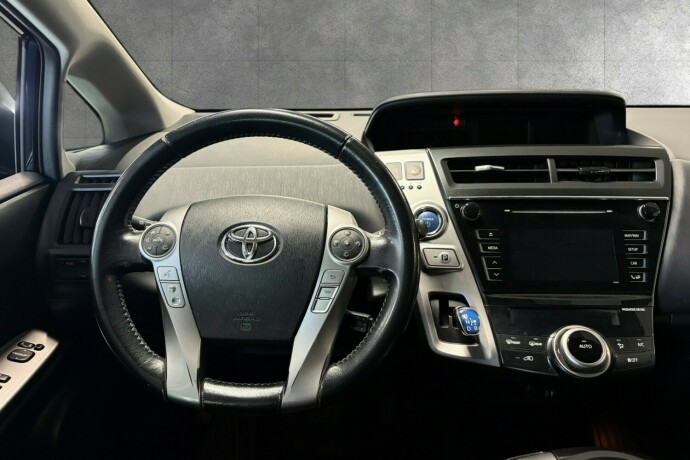 toyota-prius-elektrisitetbensin-2016-big-11