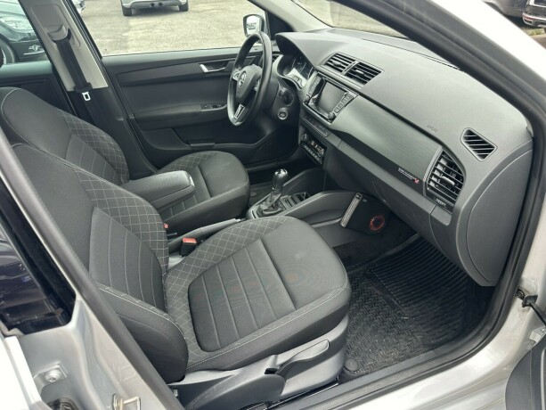 skoda-fabia-bensin-2018-big-10