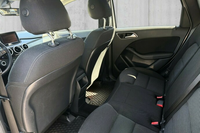 mercedes-benz-b250-e-elektrisitet-2015-big-17