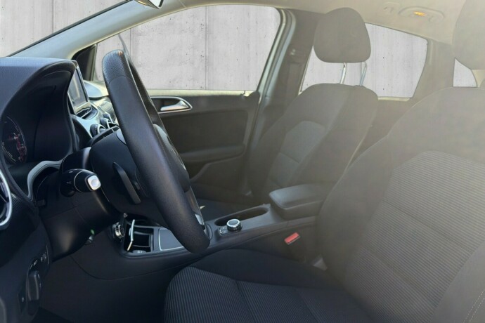 mercedes-benz-b250-e-elektrisitet-2015-big-7