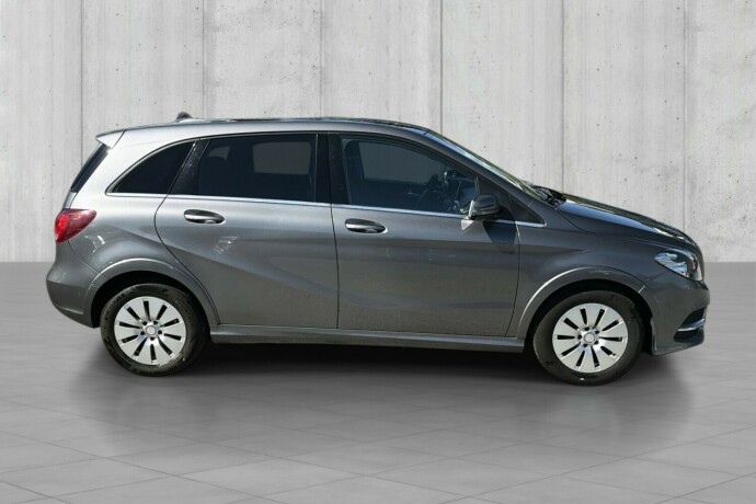 mercedes-benz-b250-e-elektrisitet-2015-big-6