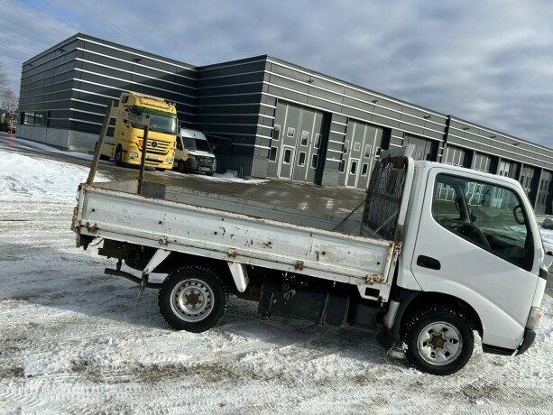 toyota-dyna-diesel-2006-big-8