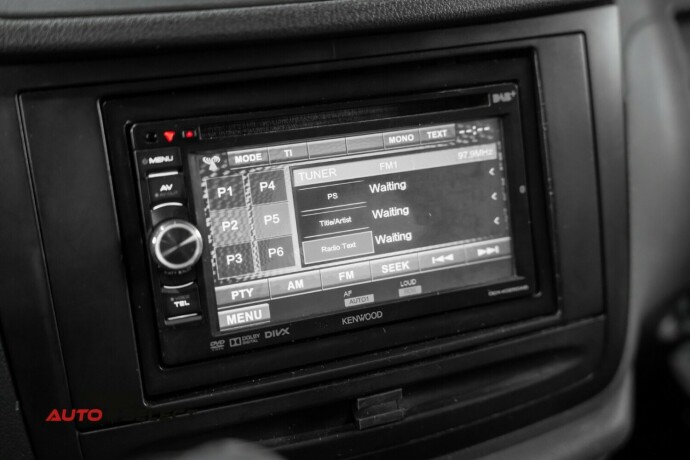 mercedes-benz-vito-diesel-2011-big-33
