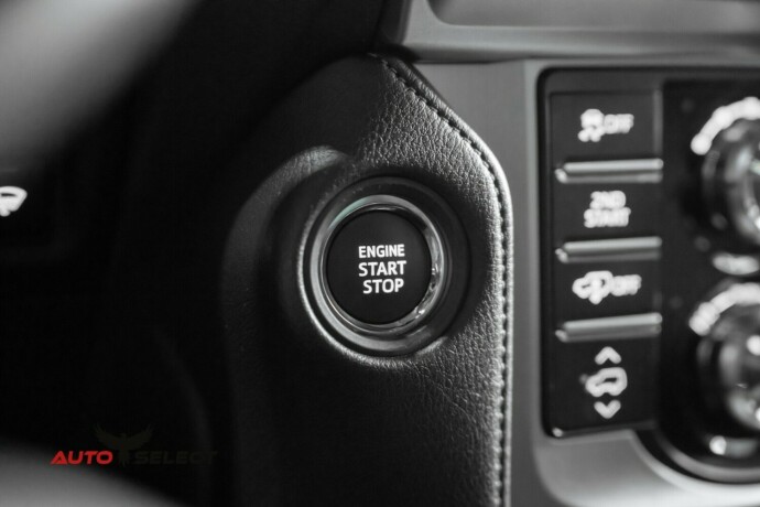 toyota-land-cruiser-diesel-2023-big-33