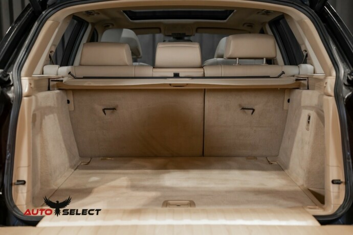 bmw-x5-diesel-2010-big-9