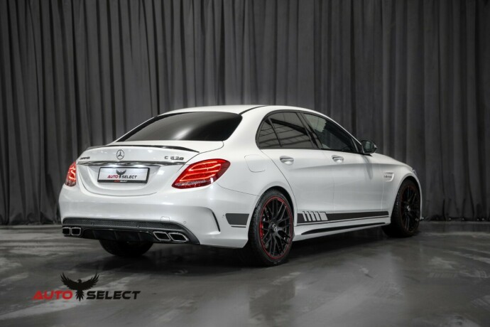 mercedes-benz-c-klasse-bensin-2015-big-15