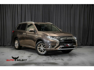Mitsubishi | Outlander | Elektrisitet+bensin | 2020