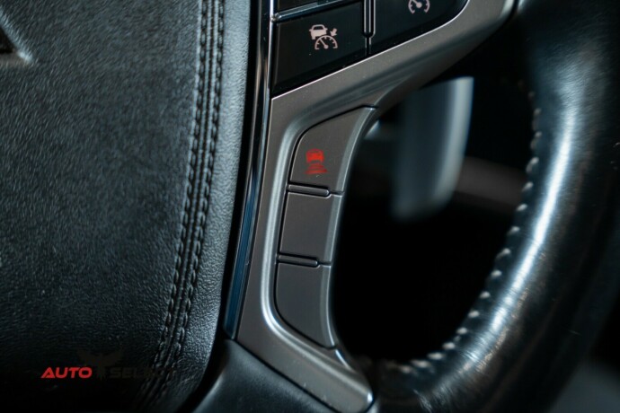 mitsubishi-outlander-elektrisitetbensin-2020-big-34