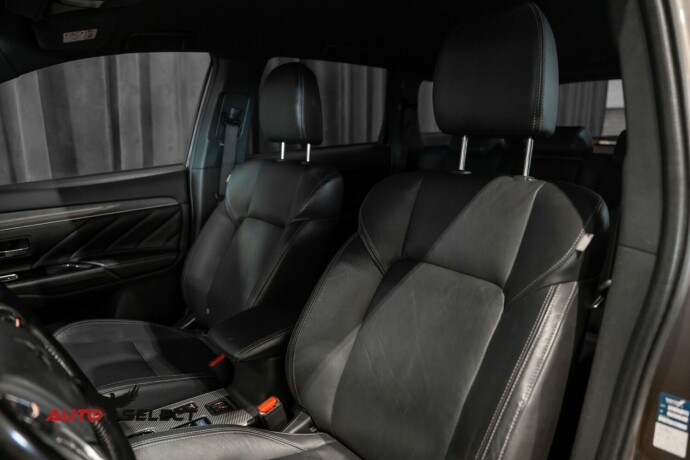 mitsubishi-outlander-elektrisitetbensin-2020-big-23