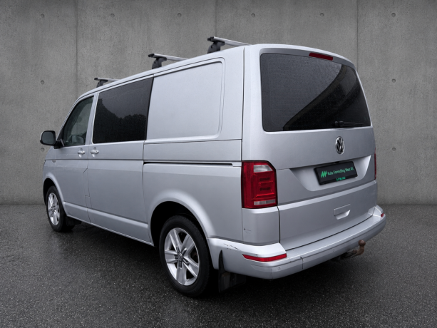 volkswagen-transporter-diesel-2017-big-4