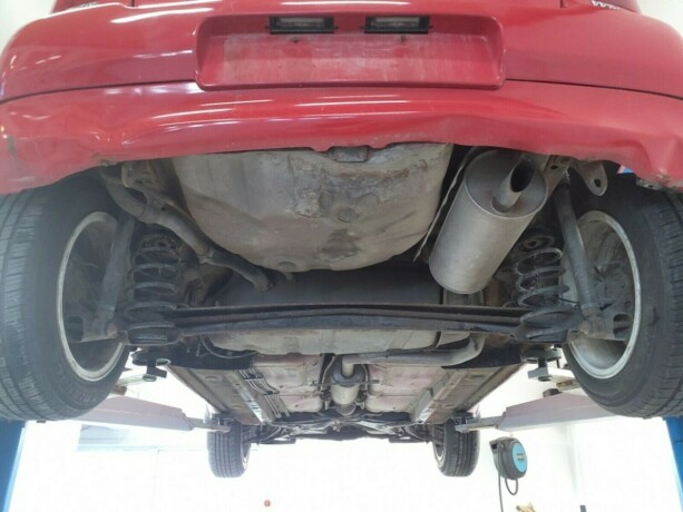 toyota-yaris-bensin-2000-big-43