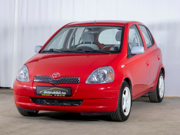 toyota-yaris-bensin-2000-big-2