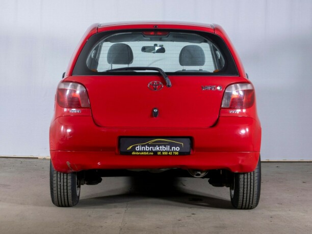 toyota-yaris-bensin-2000-big-7