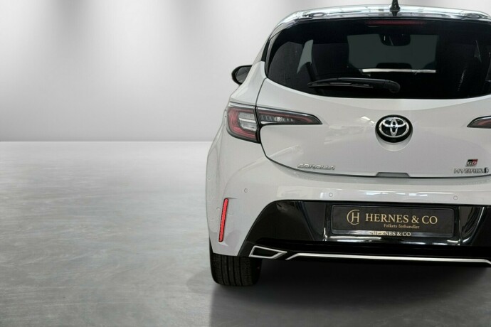 toyota-corolla-elektrisitetbensin-2020-big-9