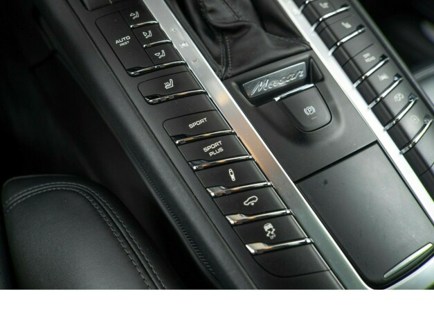 porsche-macan-bensin-2016-big-16