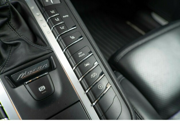 porsche-macan-bensin-2016-big-17