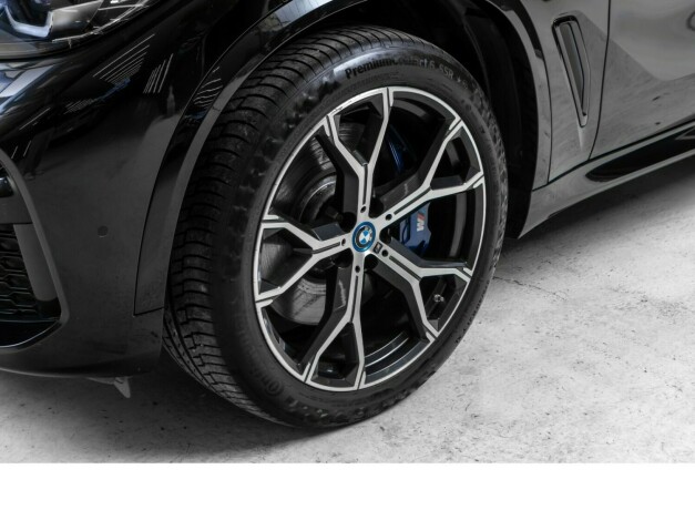 bmw-x5-elektrisitetbensin-2022-big-2