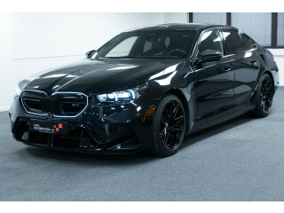 BMW | M5 | Elektrisitet+bensin | 2025