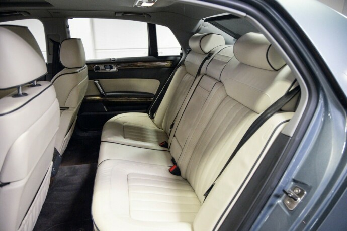 volkswagen-phaeton-diesel-2009-big-6