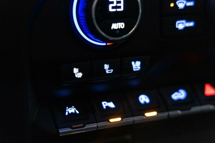 chevrolet-silverado-bensin-2020-big-21