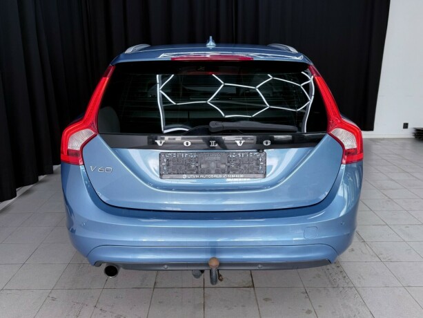 volvo-v60-diesel-2014-big-6