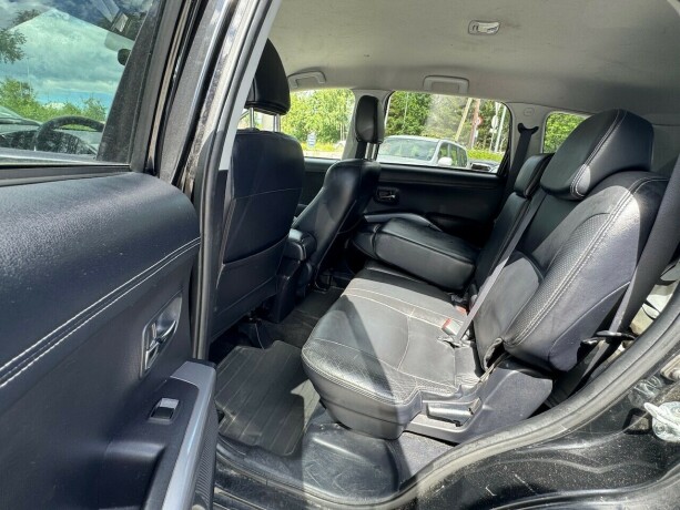 mitsubishi-outlander-diesel-2010-big-9