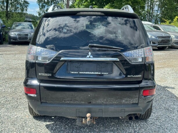 mitsubishi-outlander-diesel-2010-big-3