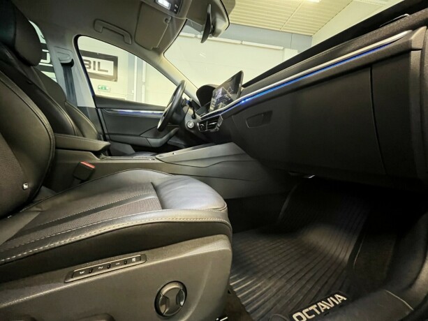 skoda-octavia-diesel-2024-big-25