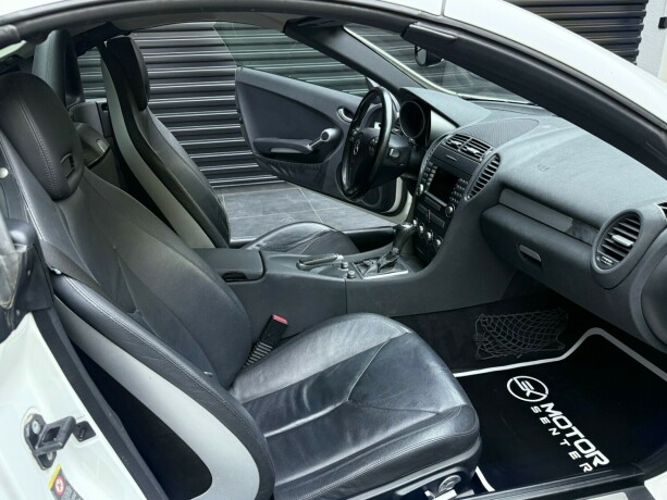 mercedes-benz-slk-bensin-2005-big-22