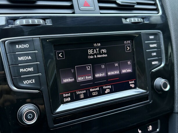 volkswagen-golf-bensin-2015-big-19