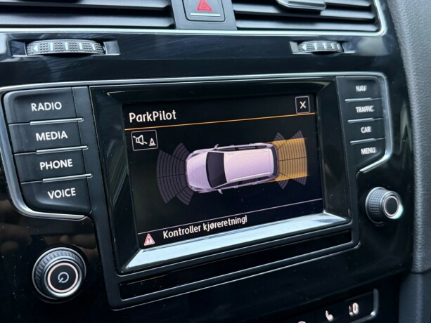 volkswagen-golf-bensin-2015-big-18