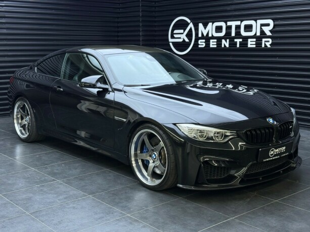 bmw-m4-bensin-2015-big-2