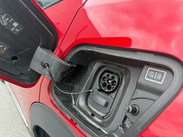 peugeot-e-2008-elektrisitet-2020-big-30