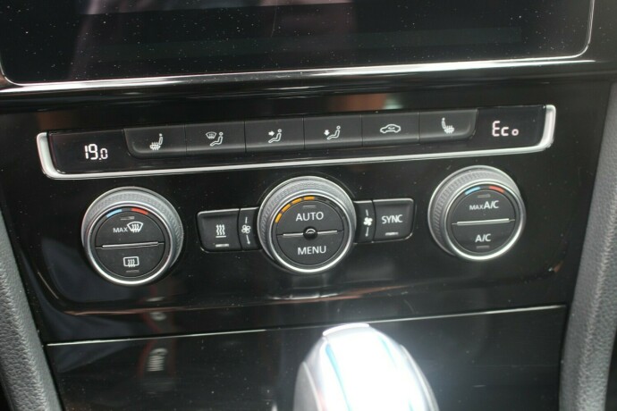 volkswagen-golf-elektrisitetbensin-2017-big-18