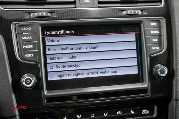 volkswagen-golf-elektrisitetbensin-2014-big-40