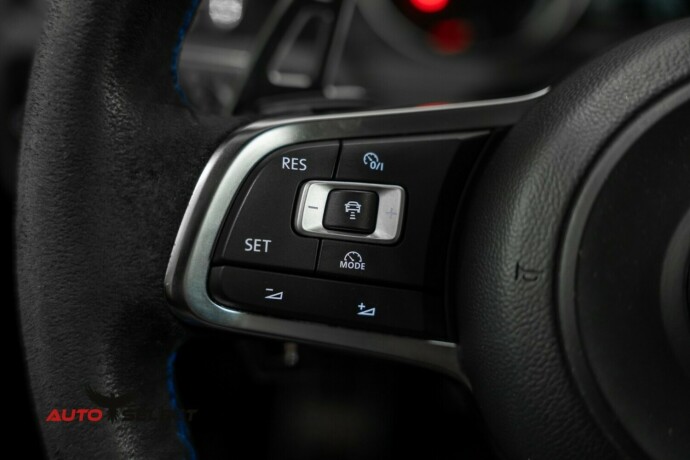 volkswagen-golf-elektrisitetbensin-2014-big-27