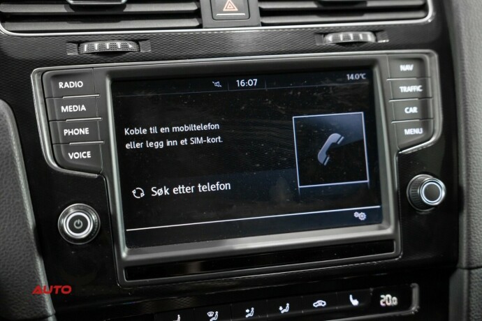 volkswagen-golf-elektrisitetbensin-2014-big-39