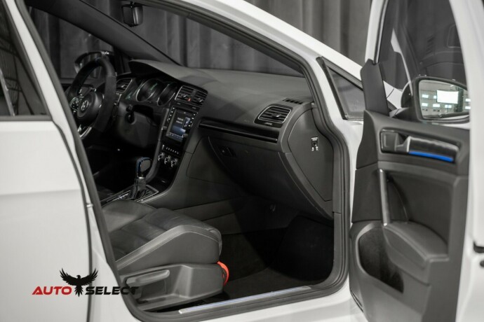 volkswagen-golf-elektrisitetbensin-2014-big-16