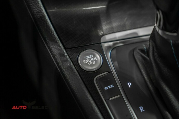 volkswagen-golf-elektrisitetbensin-2014-big-34