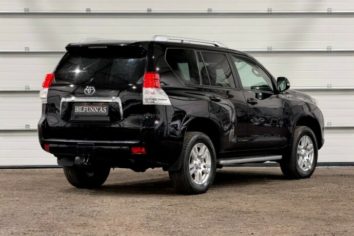 toyota-land-cruiser-diesel-2010-big-2