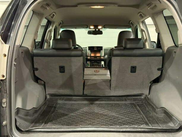 toyota-land-cruiser-diesel-2010-big-17
