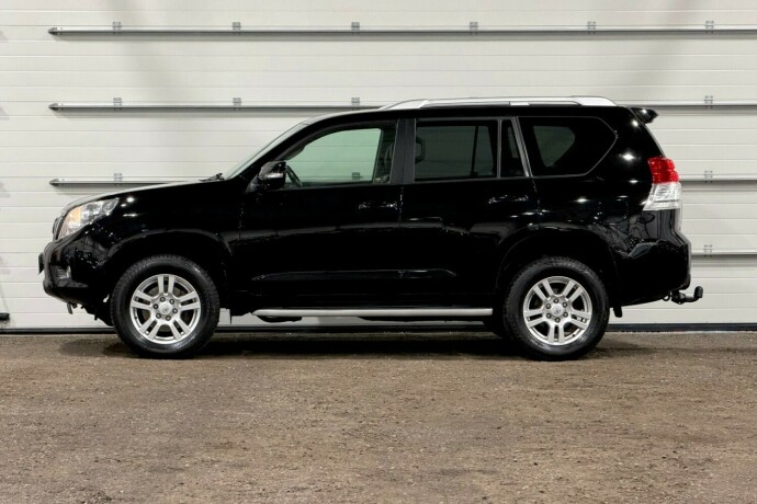 toyota-land-cruiser-diesel-2010-big-6