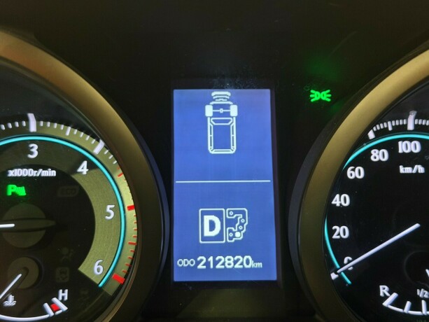 toyota-land-cruiser-diesel-2010-big-21