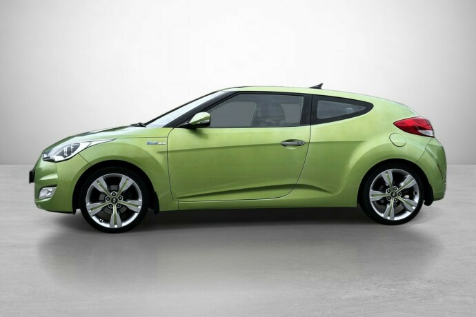 hyundai-veloster-bensin-2012-big-2