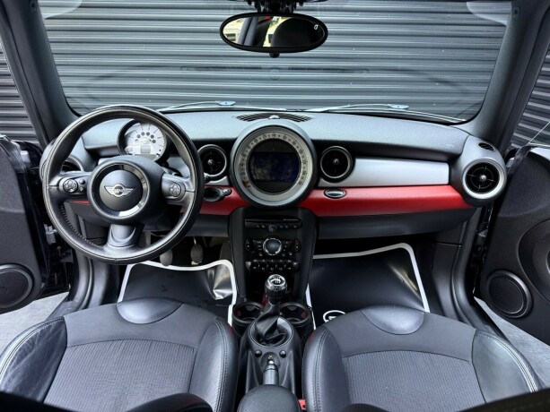 mini-one-diesel-2014-big-8