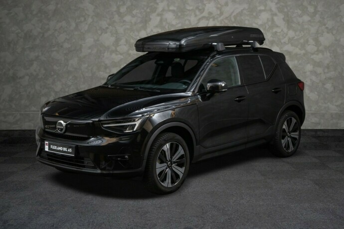 volvo-xc-40-elektrisitet-2023-big-1