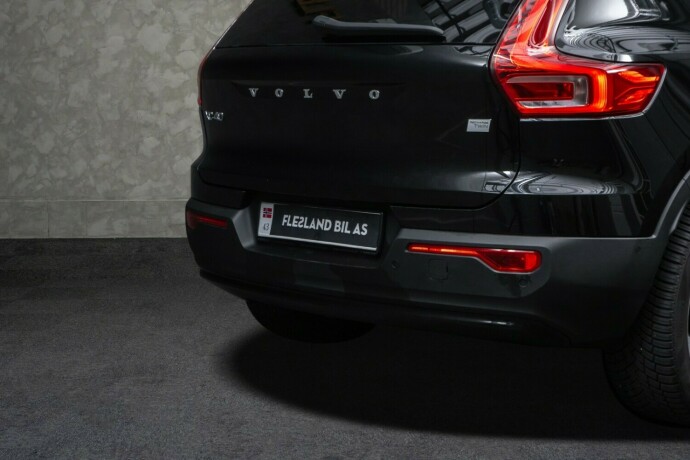 volvo-xc-40-elektrisitet-2023-big-8
